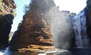 Cachoeira do Buracão a força da natureza na Chapada Diamantina