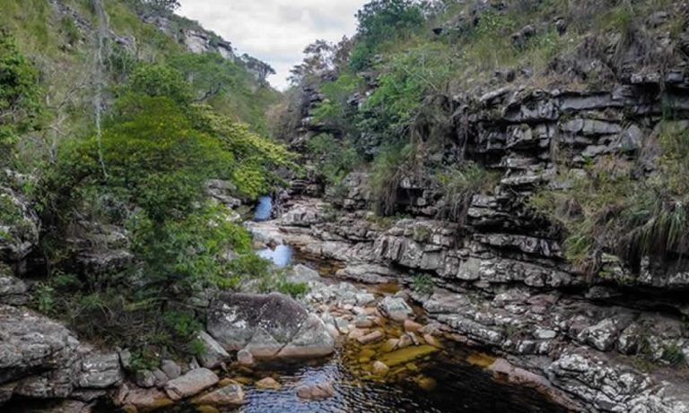 Cachoeira do Rio Mucugezinho natureza e aventura na Chapada Diamantina