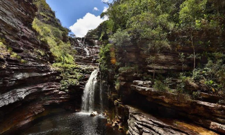 Cachoeira do Sossego uma das trilhas mais intensas de Lençóis
